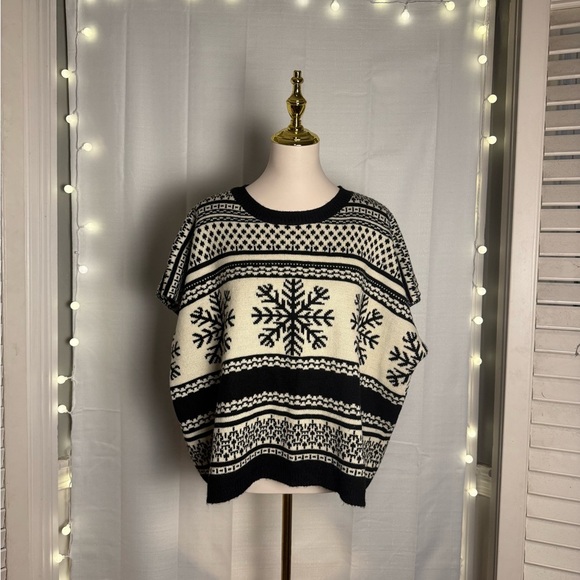 Shosho Black and White Snowflake Sweater - Picture 1 of 7